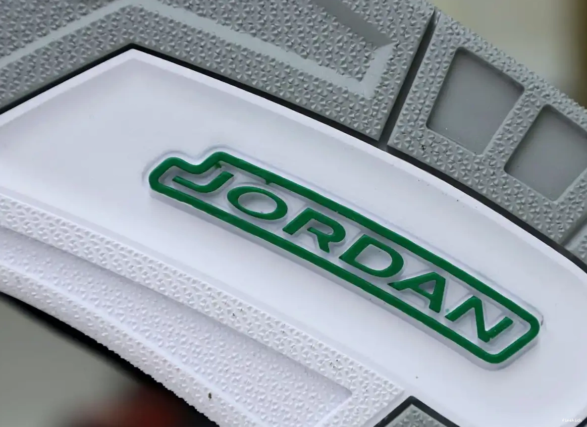GREEN PINE JORDAN 3 AIR 0504